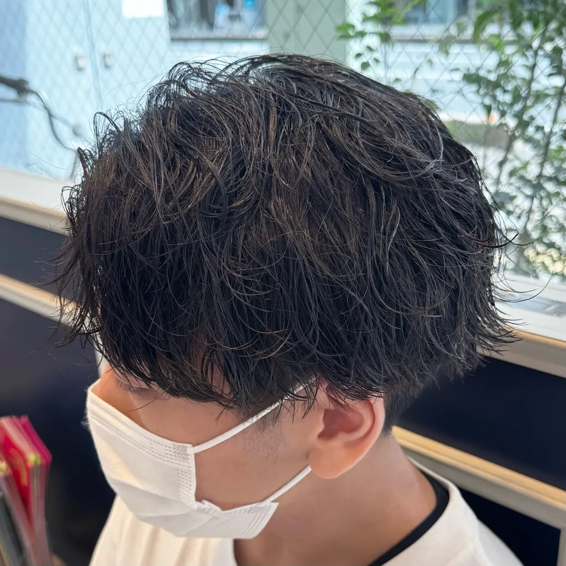 ショート パーマ メンズ アップバング 波巻きパーマ カット 吉田 新平のヘアスタイル