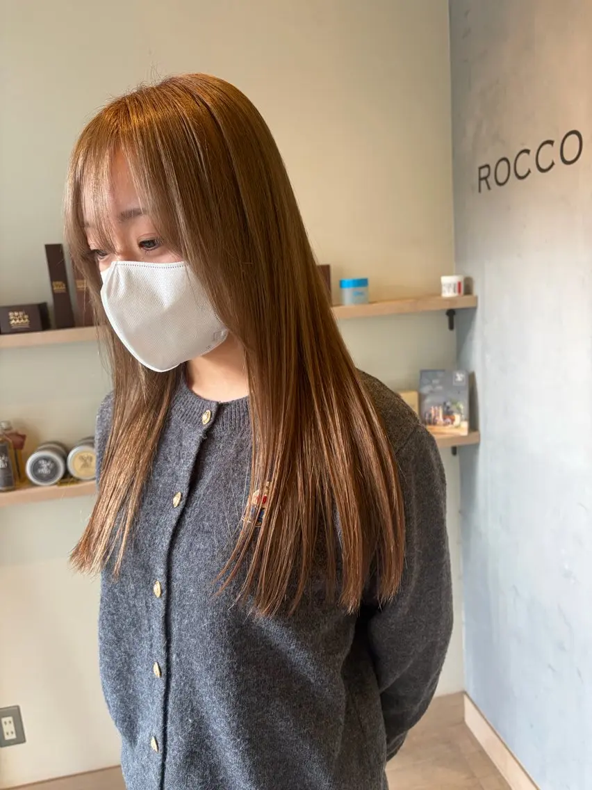 ロング ヘアカラー トリートメント アイナ ROCCOのヘアスタイル