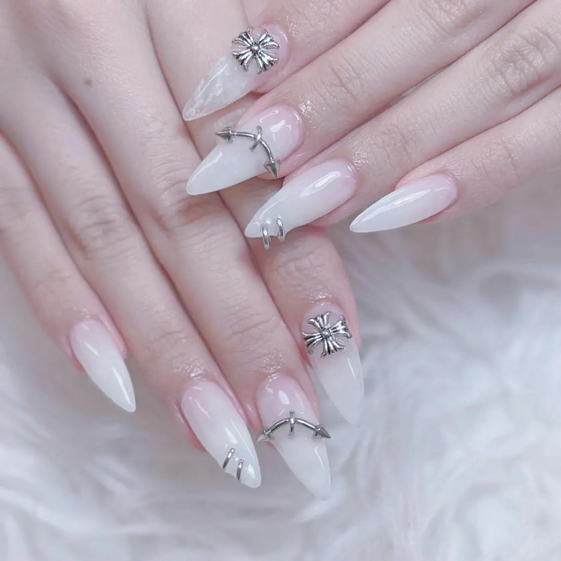 ネイル anh nail anne🤍のネイルデザイン