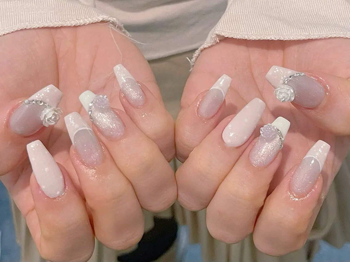 ネイル オーロラネイル 長さ出し フットネイル フレンチネイル ジェルネイル ハンドネイル Belle Nail Salonのネイルデザイン