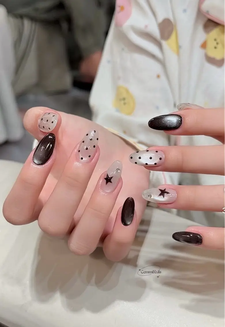 ネイル HAPPI NAIL . LEEのネイルデザイン