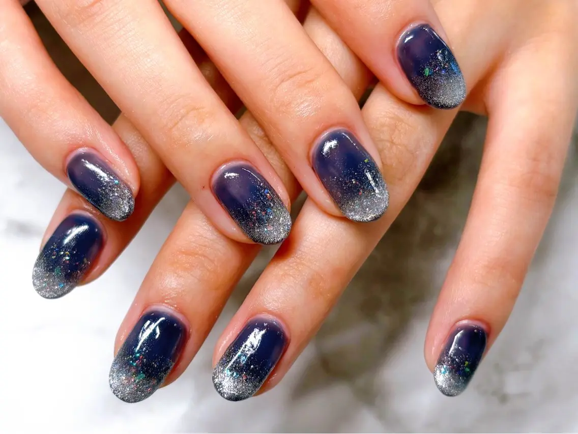ネイル キラキラネイル マグネットネイル ネイビー ワンカラーネイル ハンドネイル Lani🌈Nail Konatsuのネイルデザイン