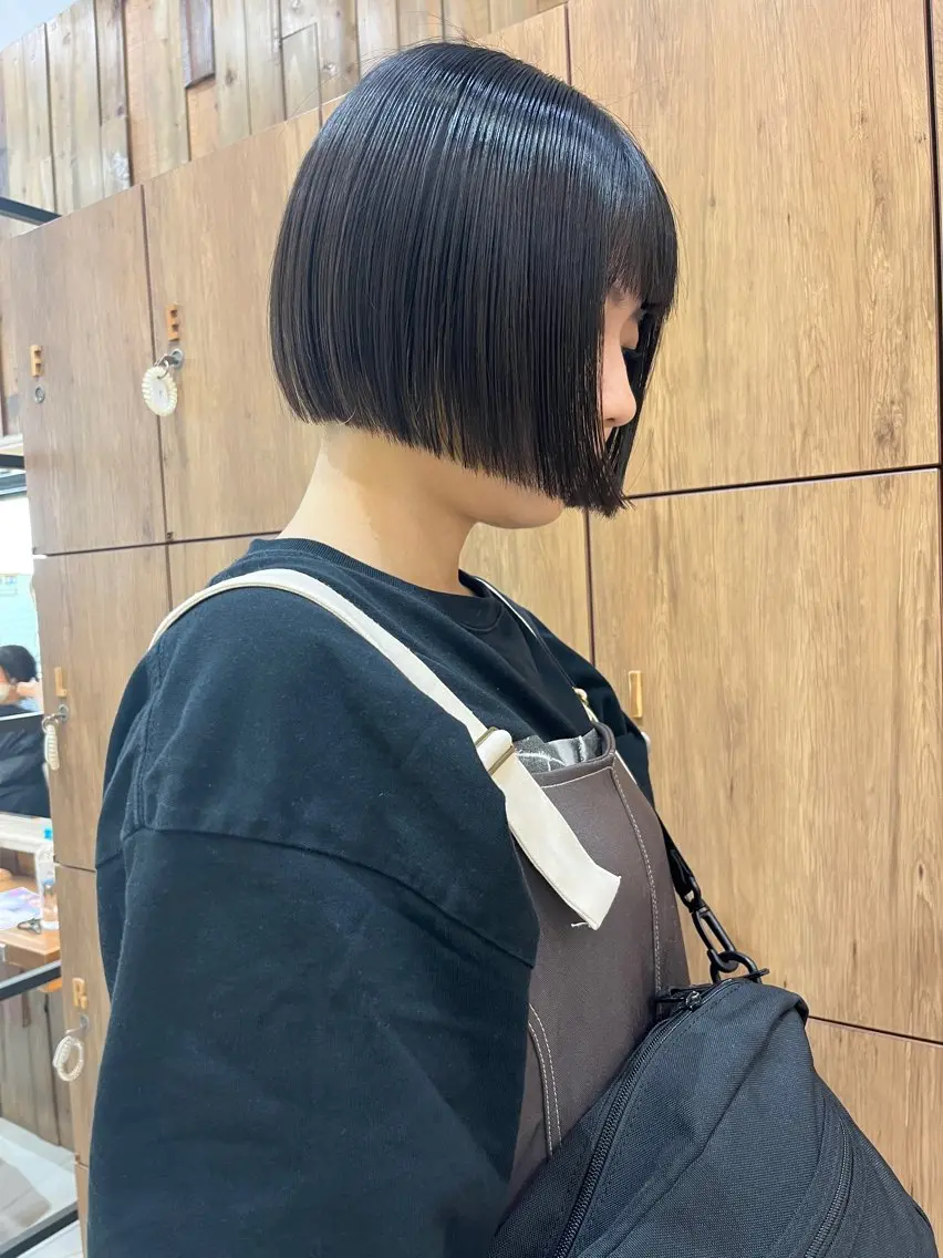 ショート 切りっぱなしボブ ボブ 黒田瀬奈/ボブ まろやかベージュのヘアスタイル