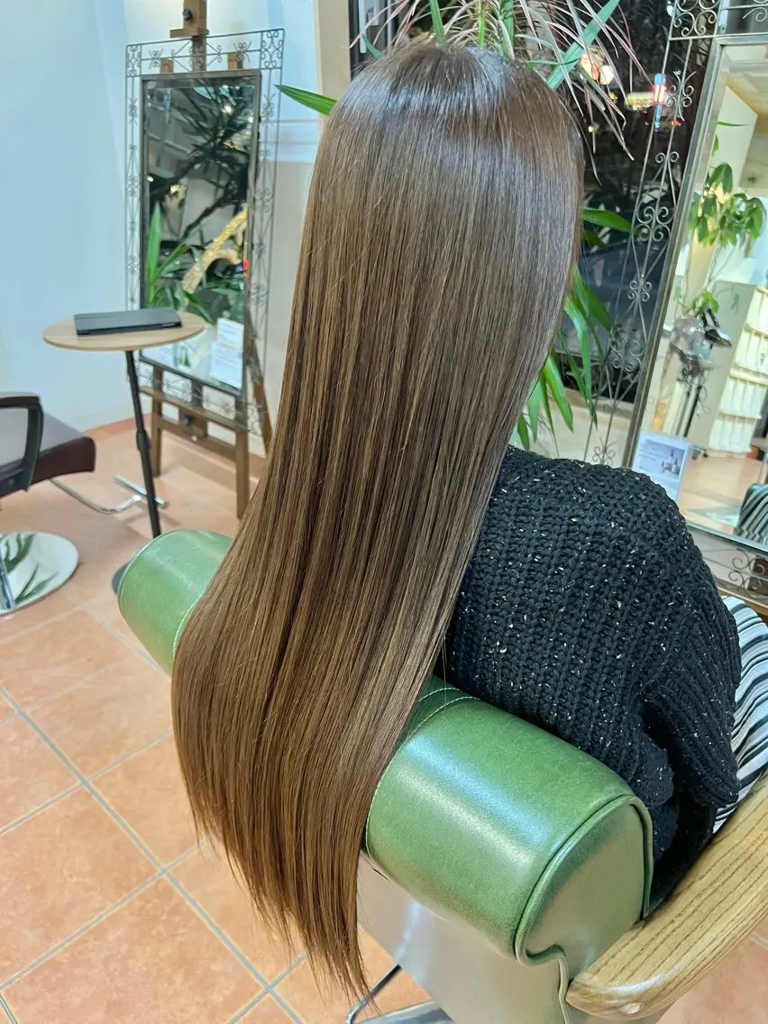 ロング カラー ヘアカラー トリートメント 石井 佑樹のヘアスタイル
