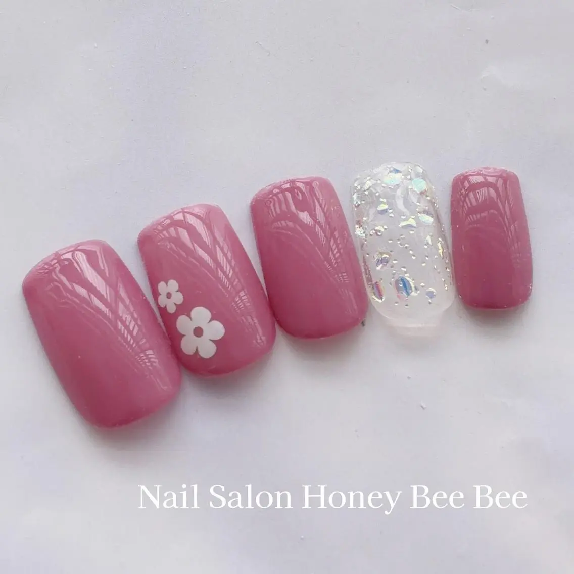 ネイル Nail salon Honey Beeのネイルデザイン