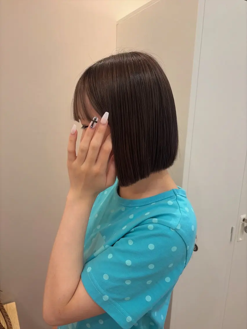ミディアム カット ヘアカラー トリートメント ａｉｋａ🐩 /艶カラー/レイヤーのヘアスタイル