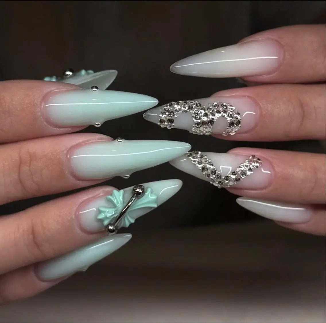 ネイル ハンドネイル Rina Mika Nailsのネイルデザイン