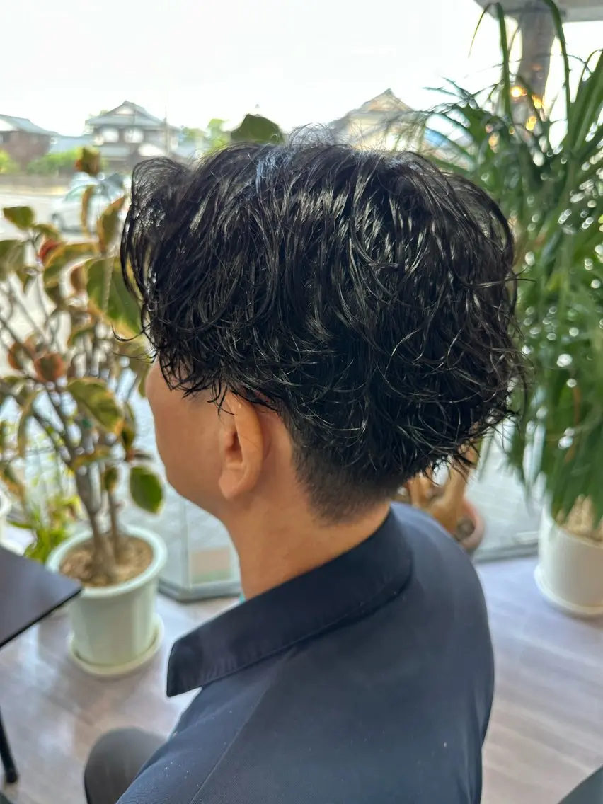 パーマ メンズ arika オケシ　リョウダイのヘアスタイル