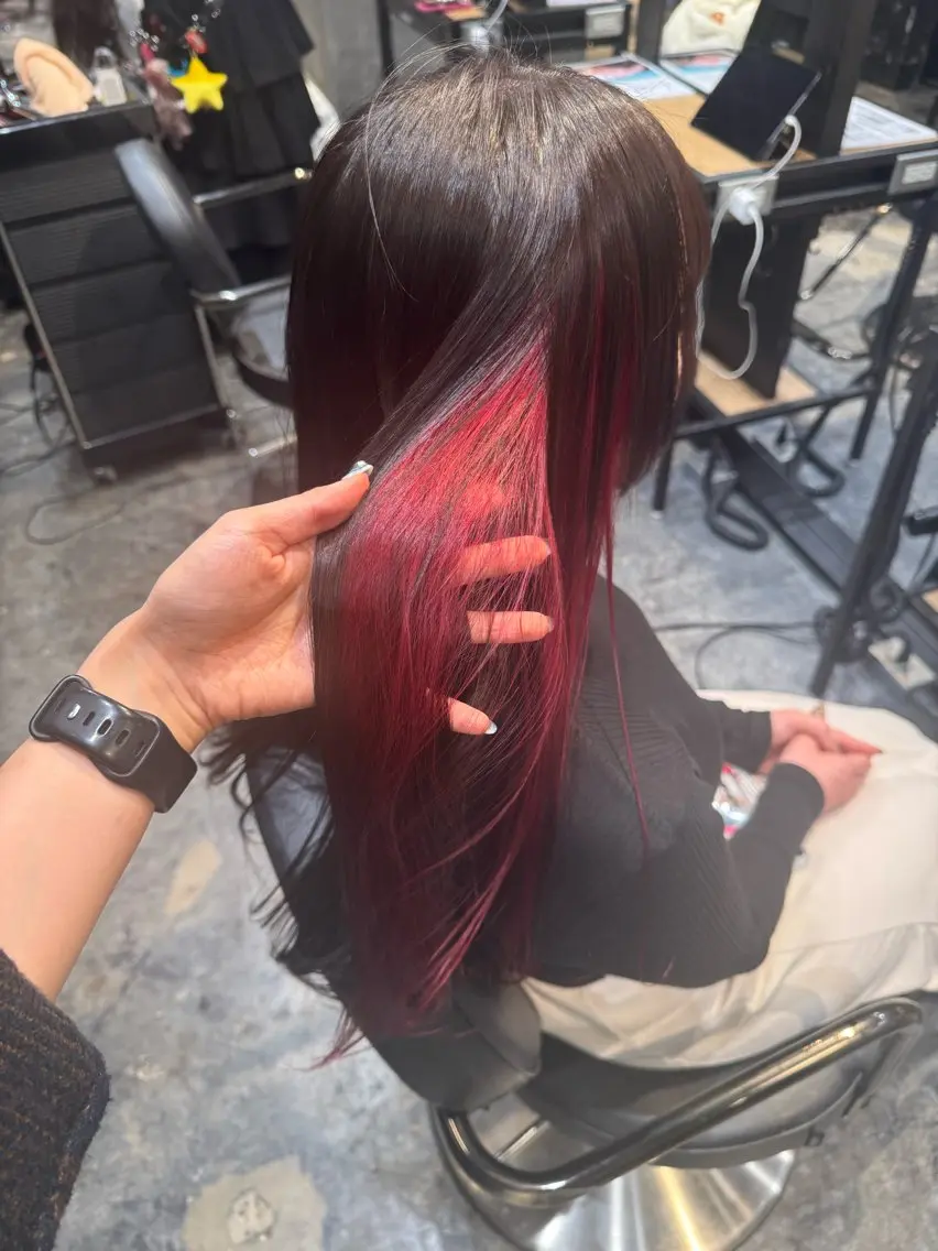 ロング カラー ヘアカラー トリートメント 🦁ブリーチカラー 💎紫音のヘアスタイル