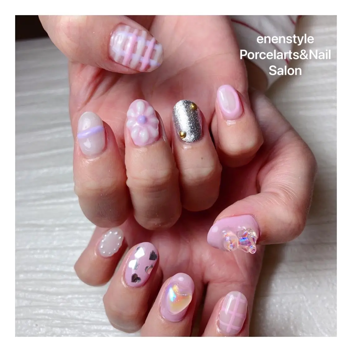 ミディアム ネイル 🐾enen style 🐾のネイルデザイン