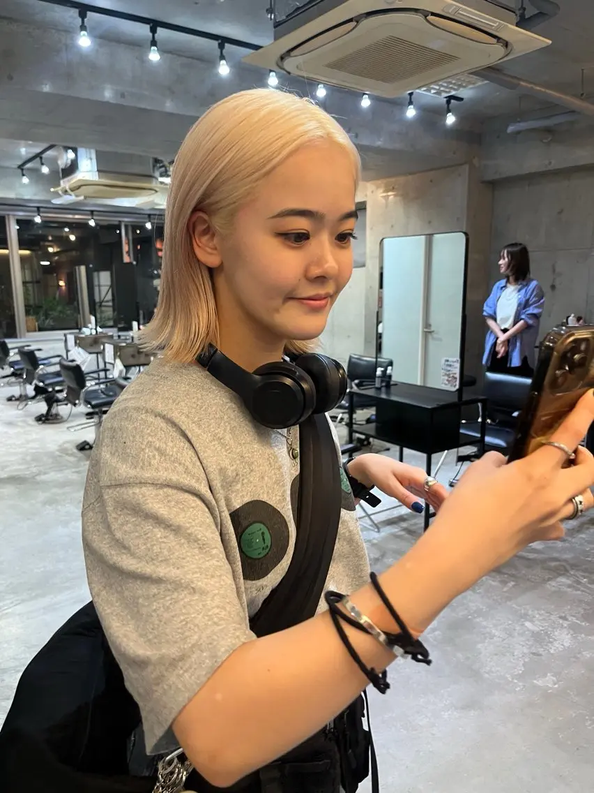 ミディアム ボブレイヤー ボブ 顔まわりレイヤー ハイレイヤー 韓国風ヘア レイヤーカット\ウル フ chinatsuのヘアスタイル
