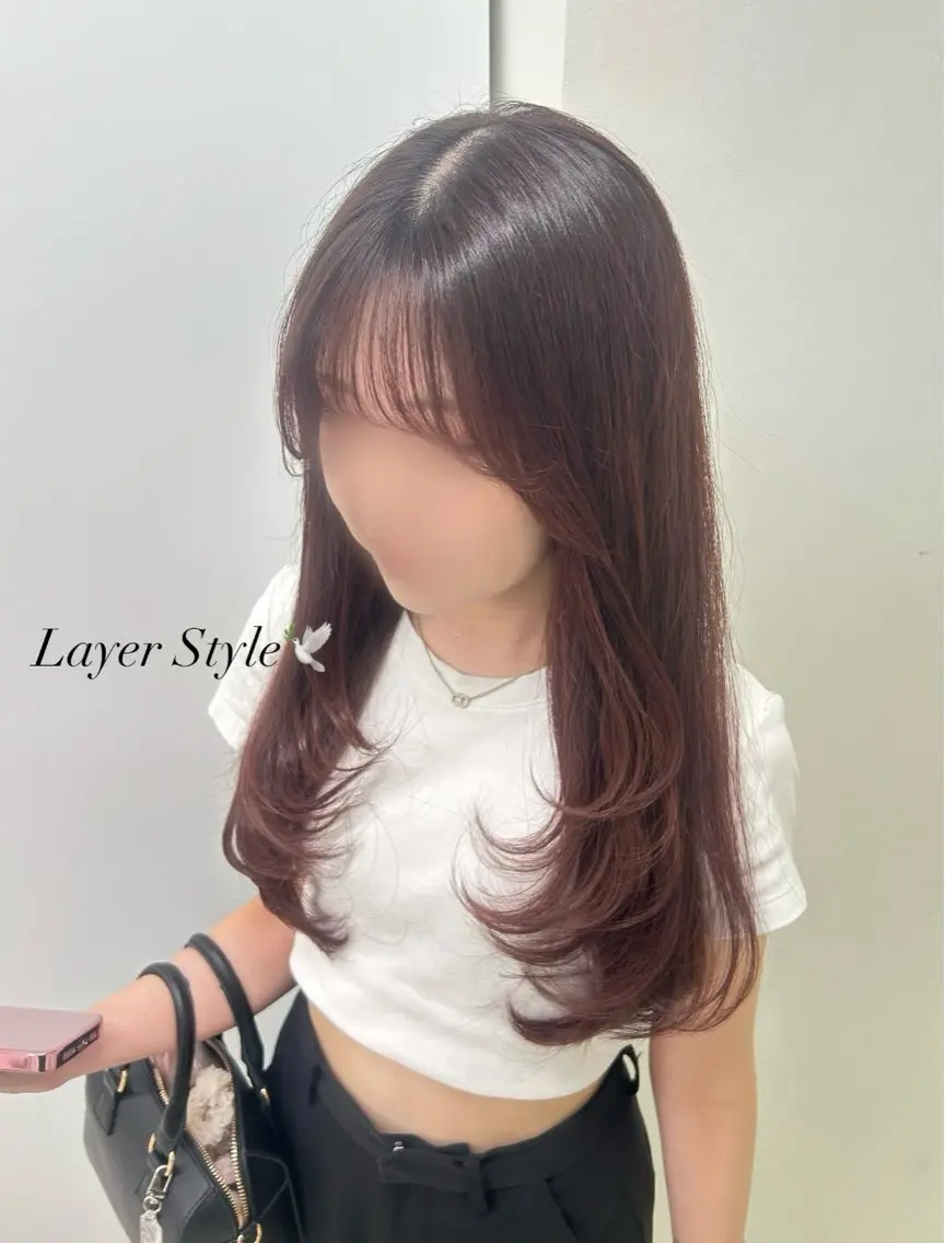 セミロング カラー ヘアアレンジ 梅木李奈🕊️ レイヤー透明感カラーのヘアスタイル