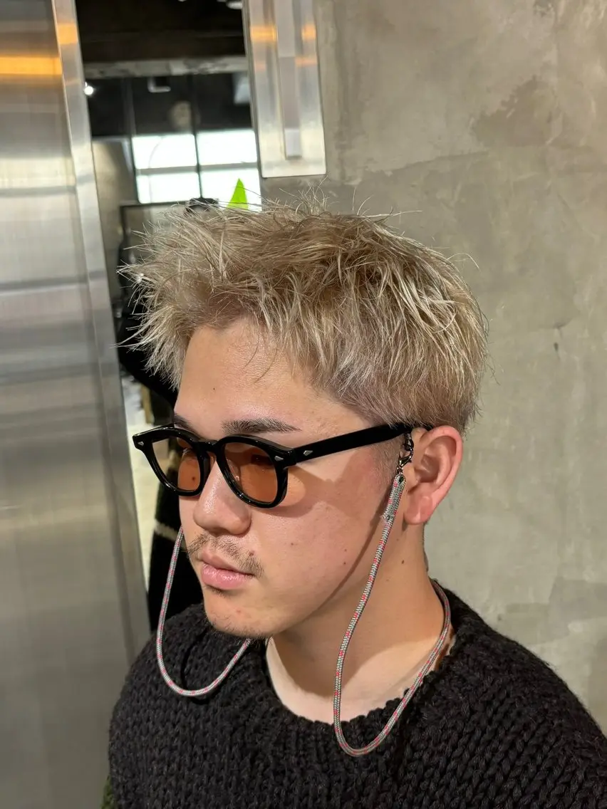 ショート メンズ カット ヘアカラー 川尻 竜正のヘアスタイル