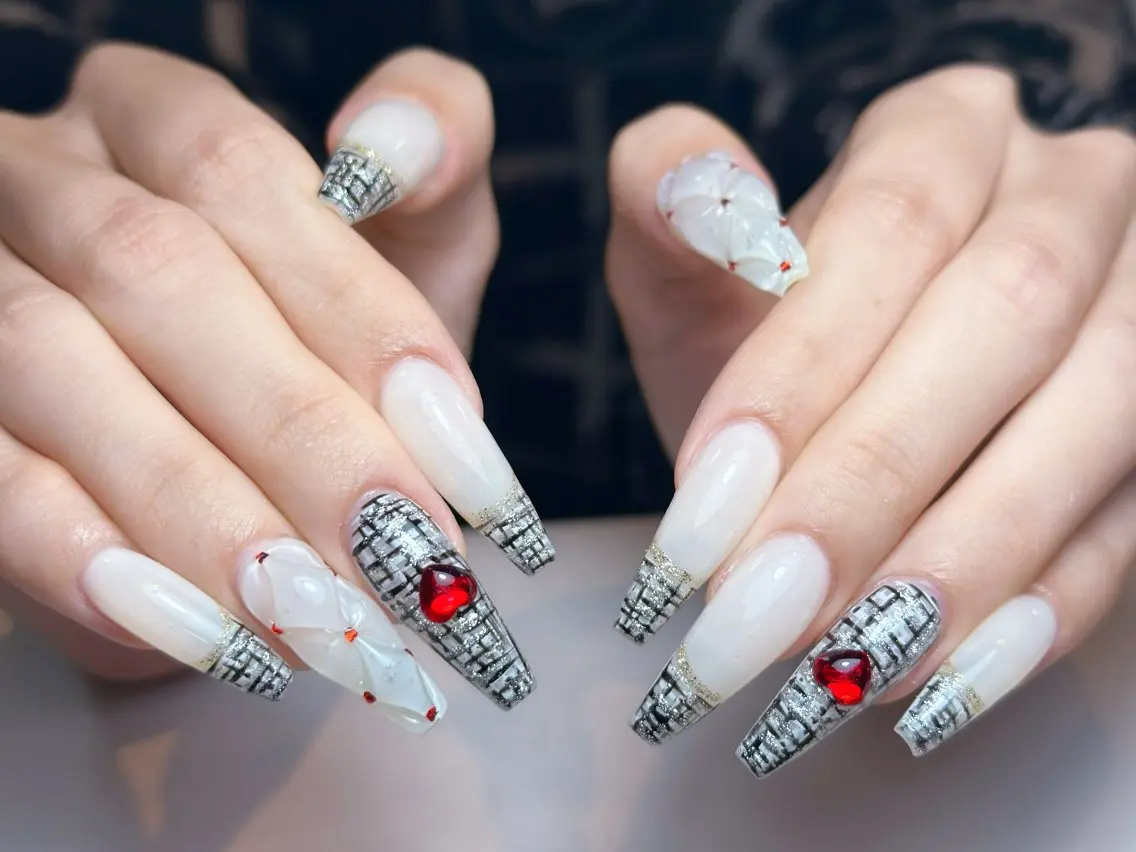 ネイル アートネイル 成人式 ジェルネイル ニュアンスネイル 夏ネイル NIE NAIL Luxeのネイルデザイン