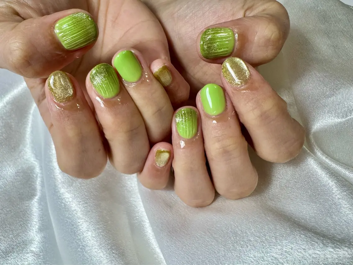ネイル オーロラネイル 桜ネイル フラワーネイル フットネイル フレンチネイル ハンドネイル kikinail 溝の口のネイルデザイン