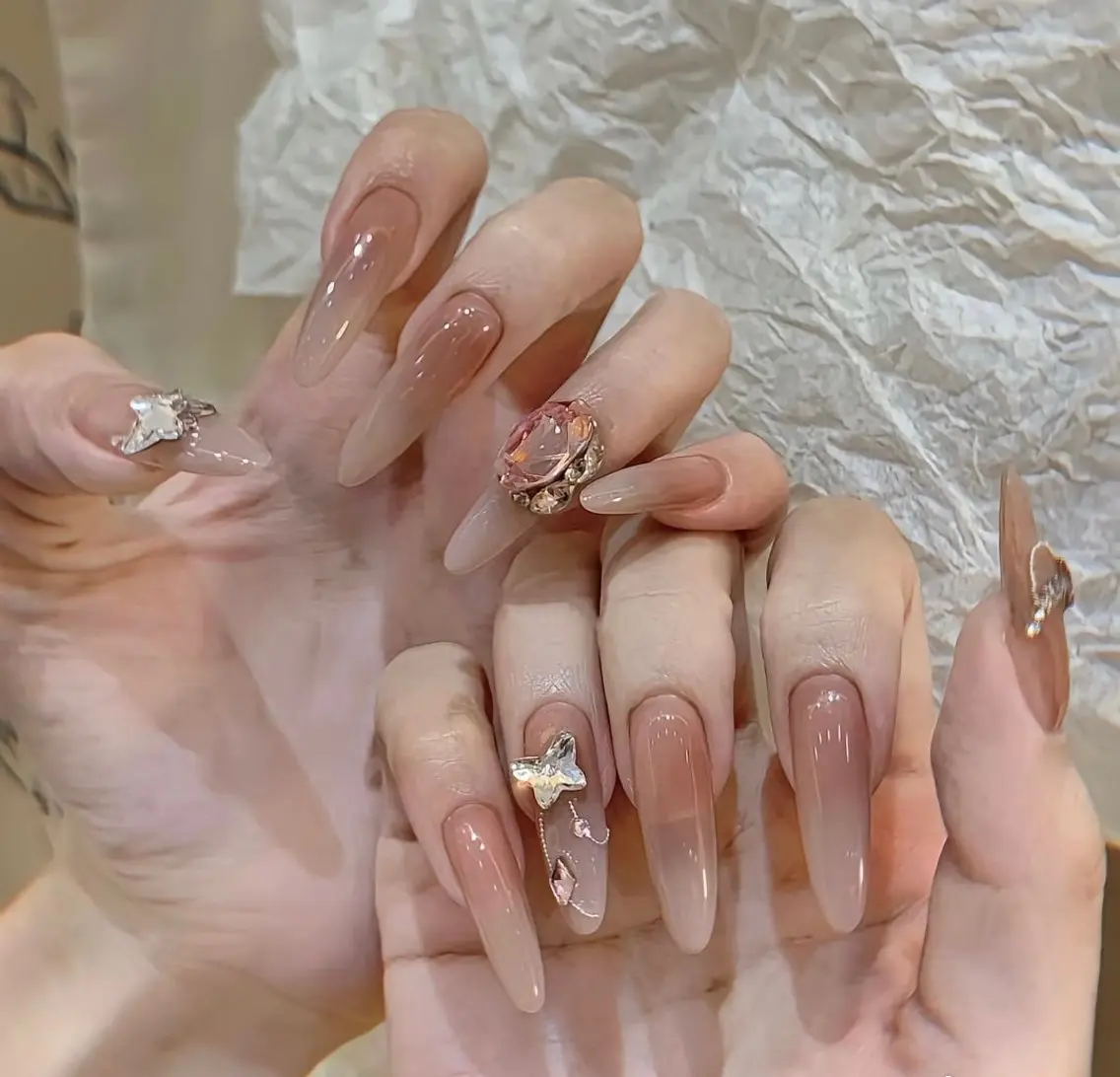 ネイル More Glam八王子店のネイルデザイン