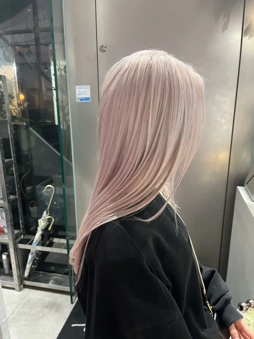 ロング カラー ハイトーンカラー mao/天神ブリーチ ハイトーンカラーのヘアスタイル