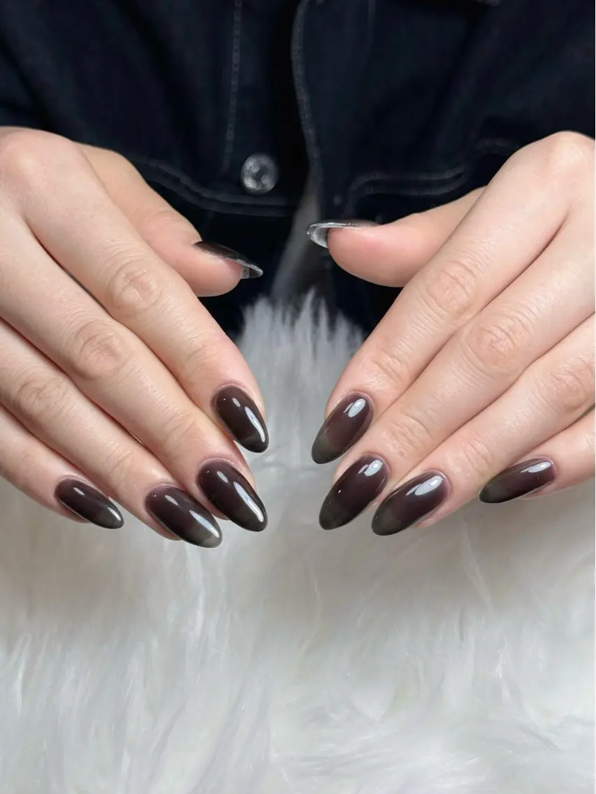 ネイル フレンチネイル ジェルネイル キラキラネイル 韓国ネイル マグネットネイル Julli NailStudioのネイルデザイン