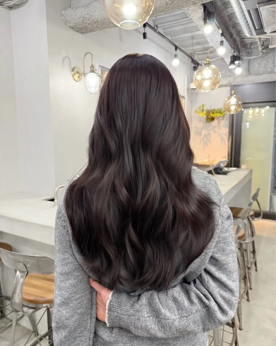 ロング カラー 透明感カラー グレージュ ラベンダーカラー ラベンダーグレージュ ラベンダーグレー カット ヘアカラー トリートメント 韓国ヘア🫧 KAZUTOのヘアスタイル