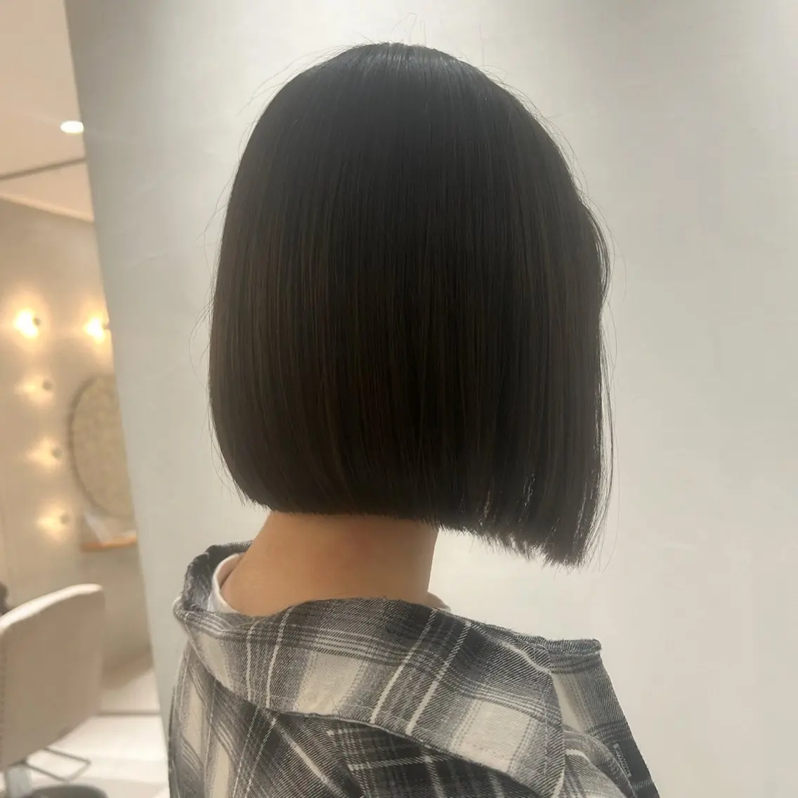 ショート こばやし にな 🦖⋆͛ぷつっとボブのヘアスタイル