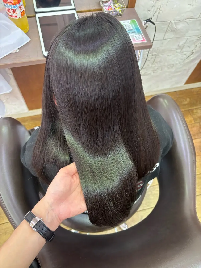 【平日1名様のみ🌟】髪質改善美髪エステ縮毛矯正+揃えるだけカット（ブリーチ可能🙆‍♀️）の写真