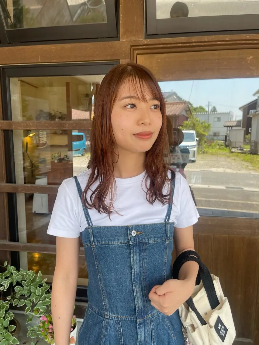 ロング カラー ベージュカラー ブラウンカラー 透明感カラー エドルカラー ハイトーンカラー カット ヘアカラー トリートメント ヘアーニュース 🌿NAMII🌿のヘアスタイル