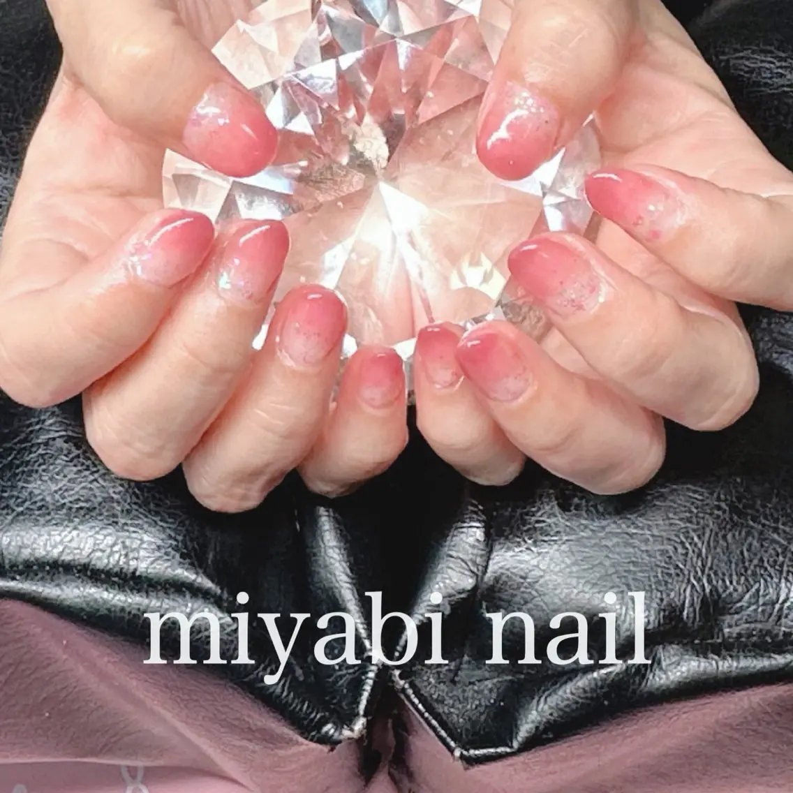ネイル ジェルネイル グラデーション キラキラネイル ラメ(グリッター) ラメグラデーション ハンドネイル miyabi nail 桂川駅近くのネイルデザイン