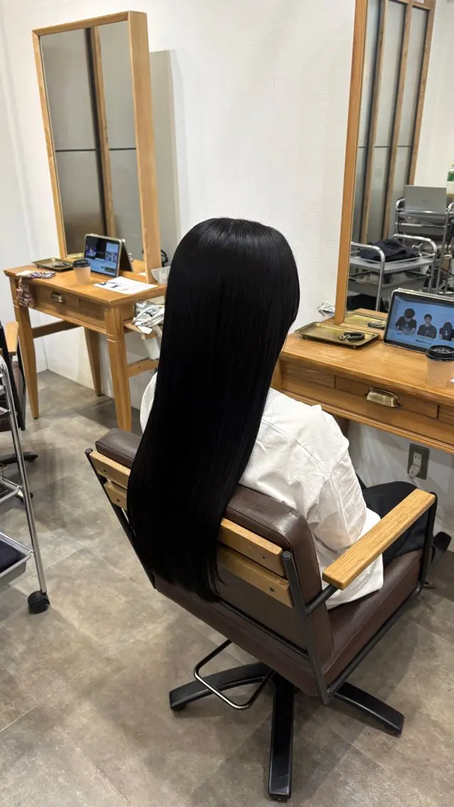 ロング ヘアカラー トリートメント 【yuni】 Meiのヘアスタイル