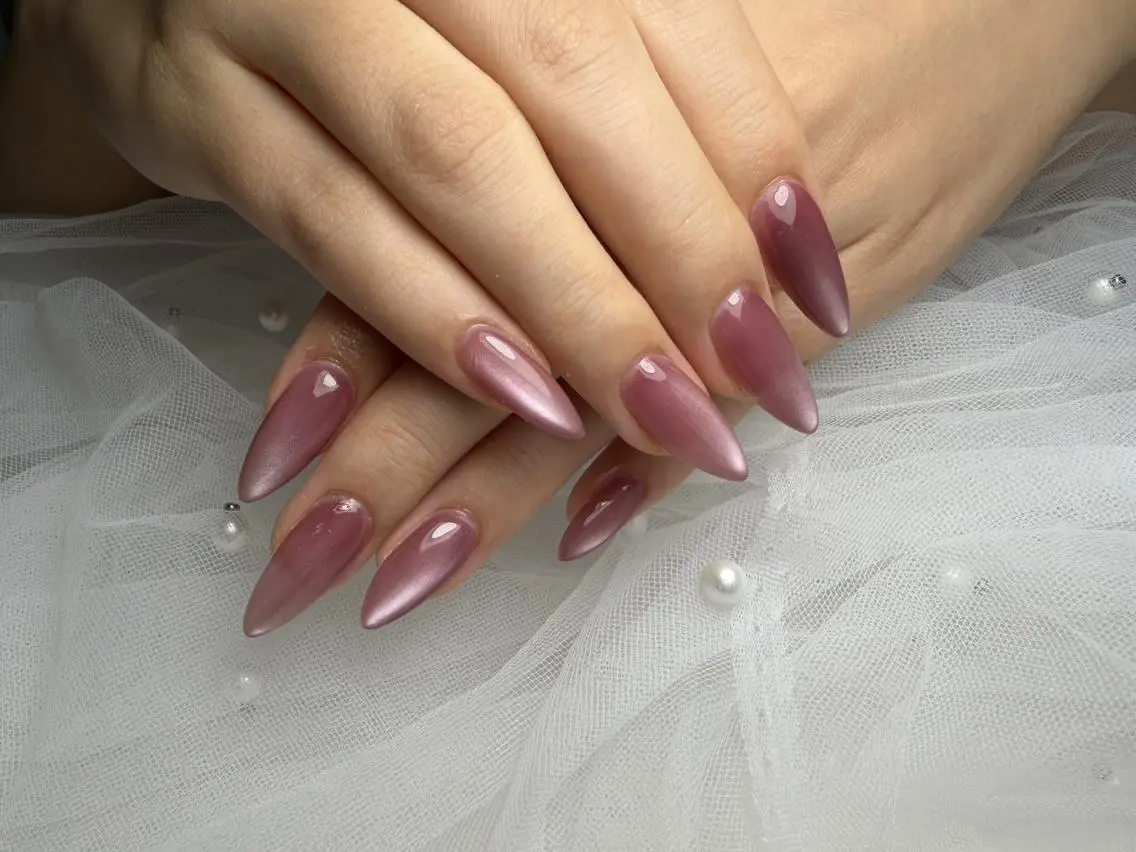 ネイル LUNE 銀座 Miyu✨のネイルデザイン