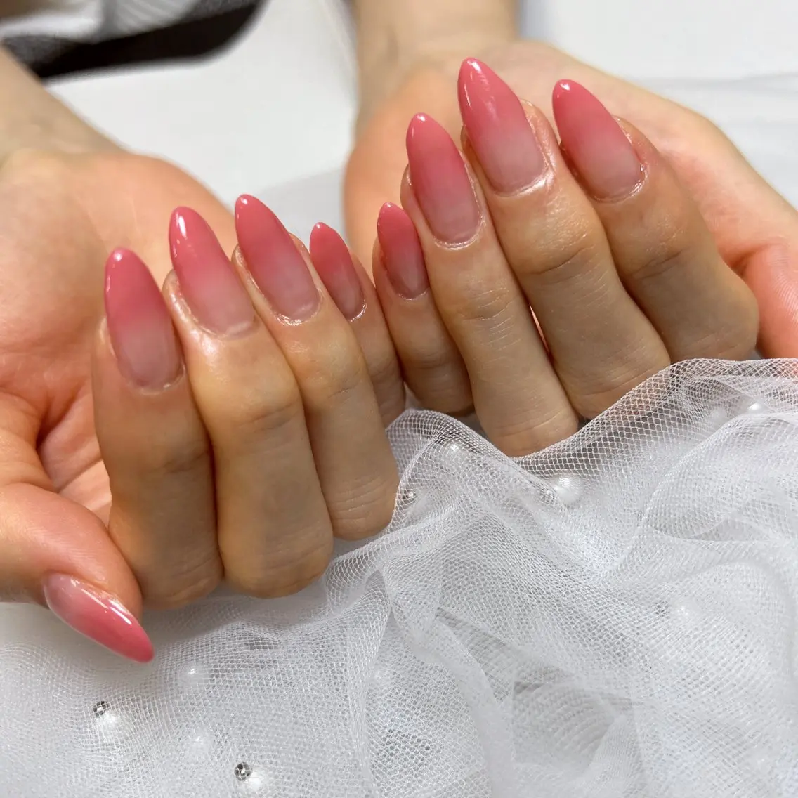 ネイル ジェルネイル グラデーション シンプルネイル ハンドネイル EmaNail Risaのネイルデザイン