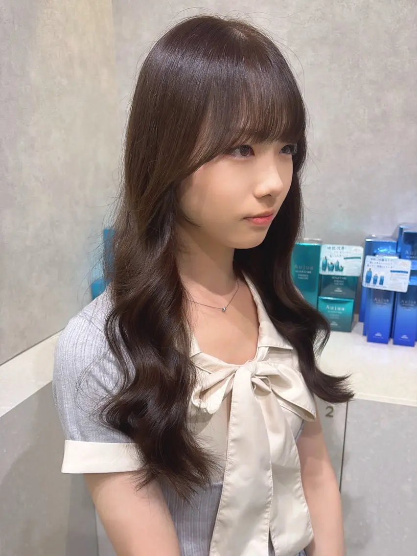 ロング カラー カット ヘアカラー トリートメント 韓国ヘアカラー💎& 縮毛矯正✨レオのヘアスタイル