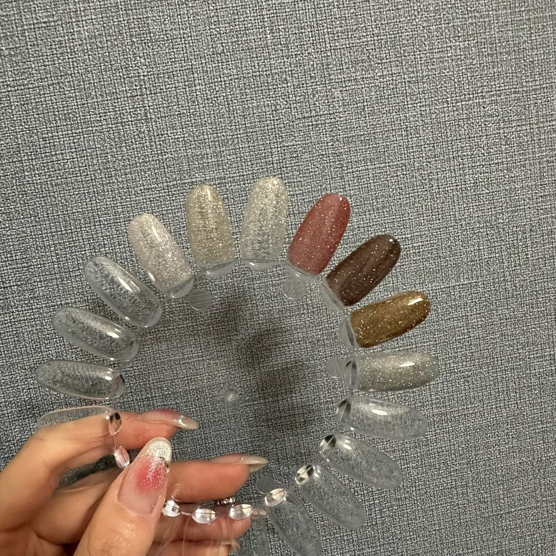 ネイル フラッシュネイル 里見 麗のネイルデザイン