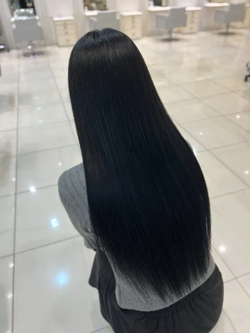 ロング カラー 黒髪 ブルーカラー ブルーブラック 銀座/カラー 🎀momo🎀のヘアスタイル