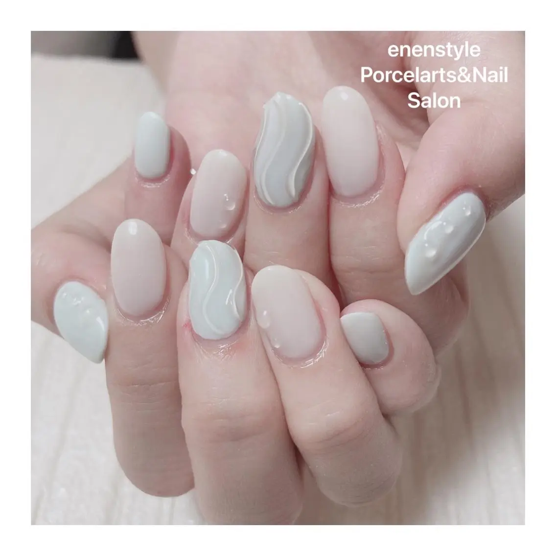 ミディアム ネイル ハンドネイル 🐾enen style 🐾のネイルデザイン
