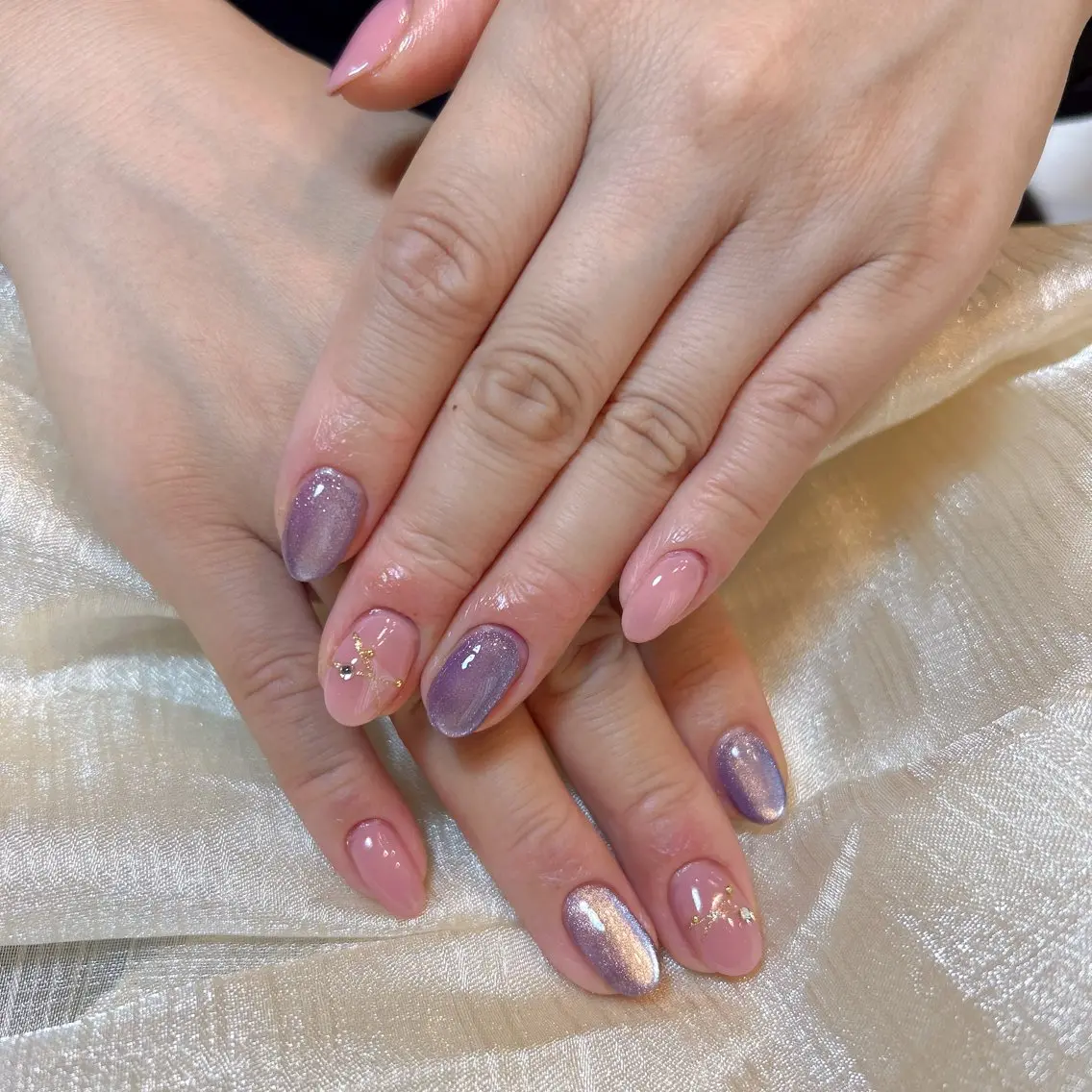 ネイル アートネイル マグネットネイル シンプルネイル ハンドネイル You nailのネイルデザイン