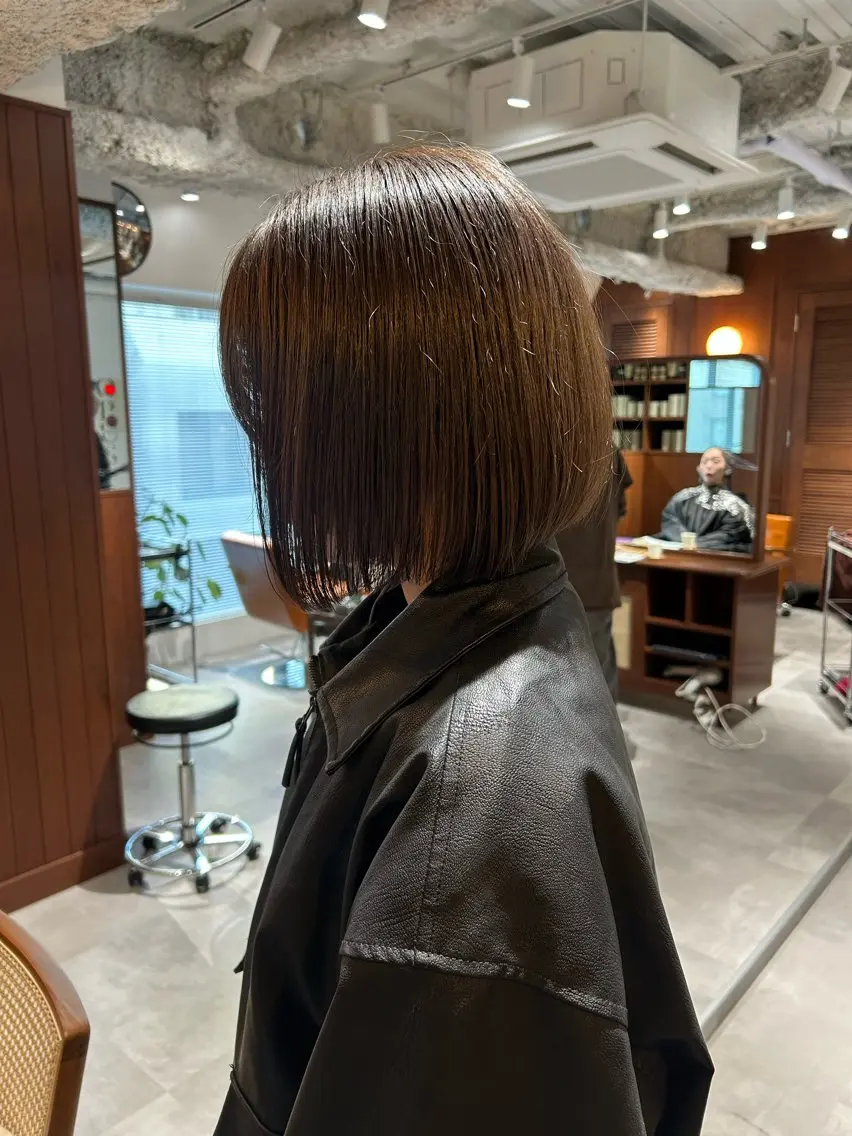 セミロング 切りっぱなしボブ ボブ 顔まわりレイヤー ハッシュカット 髪質改善 ナチュラルレイヤー/ ボブパーマ/カネコのヘアスタイル