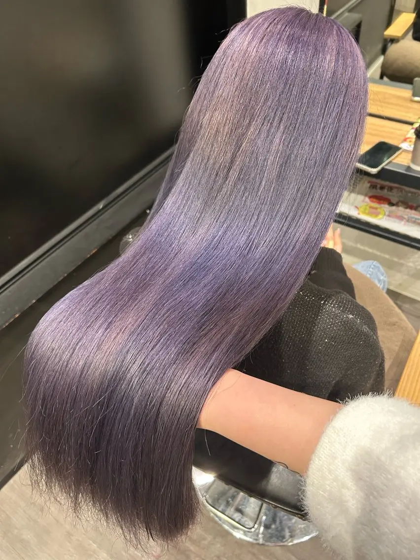 ロング カラー 透明感カラー パープルカラー ヘアカラー トリートメント cocotte 💟草間紫音💟のヘアスタイル