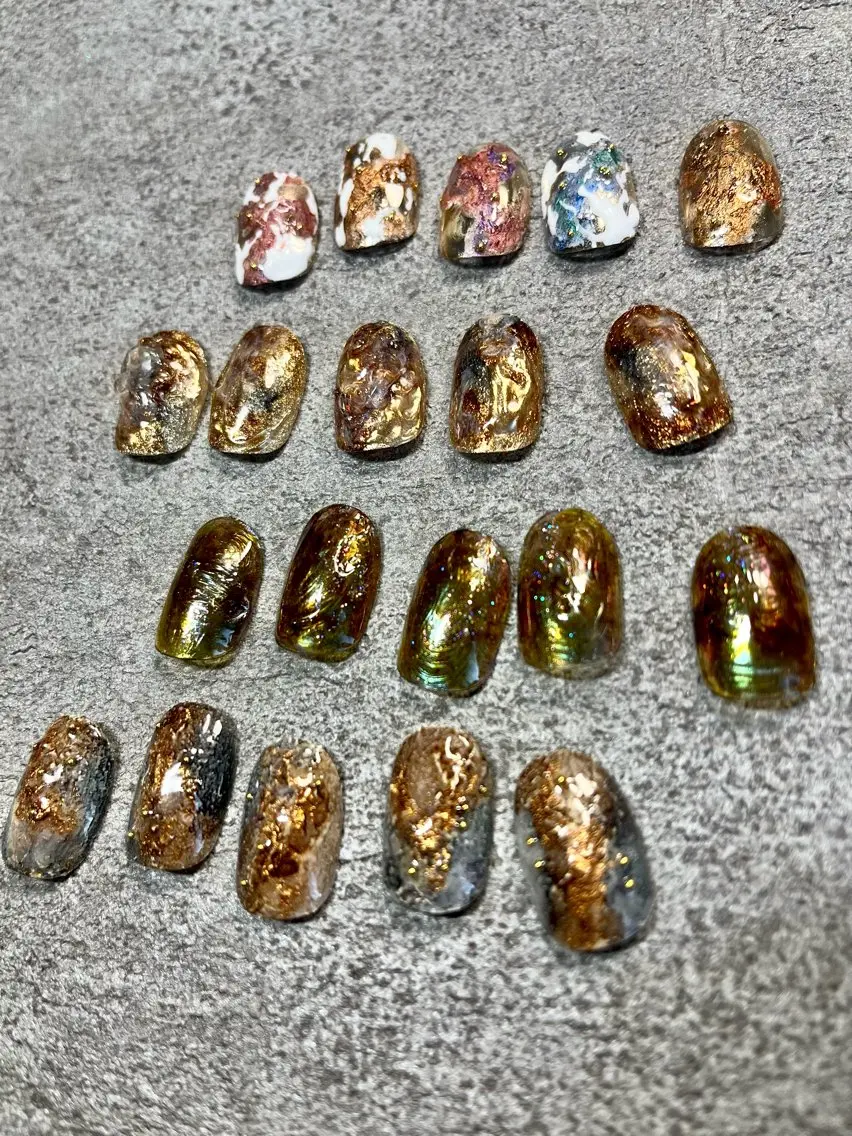 ネイル ブラウン ニュアンスネイル ハンドネイル ASUNALO えりかのネイルデザイン