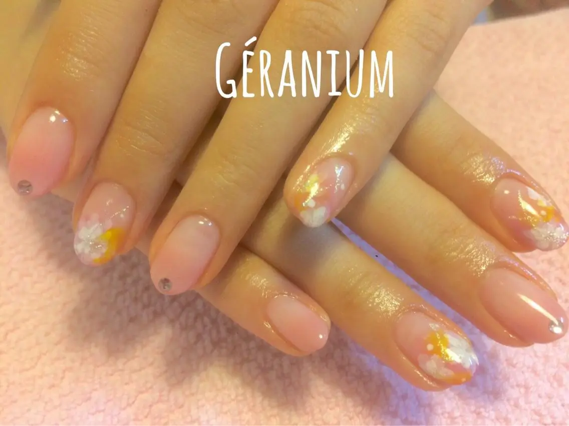 ネイル GéRanium Harukaのネイルデザイン