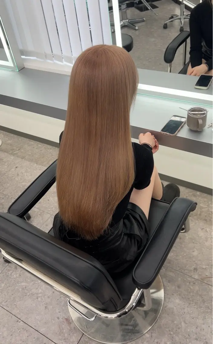 ロング カラー 髪質改善ストレート Kantaのヘアスタイル
