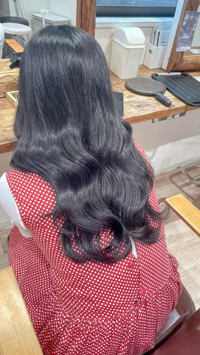 セミロング ヘアカラー cut/nail ▫️イチカ🌻のネイルデザイン