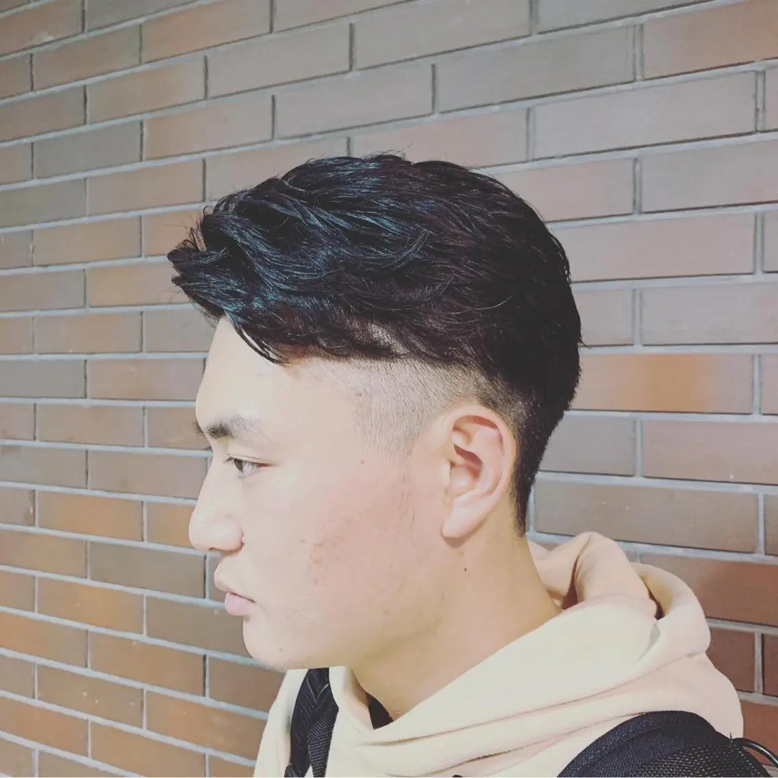 ショート メンズ 刈り上げ くせ毛 カット トリートメント 立脇 啓佑のヘアスタイル