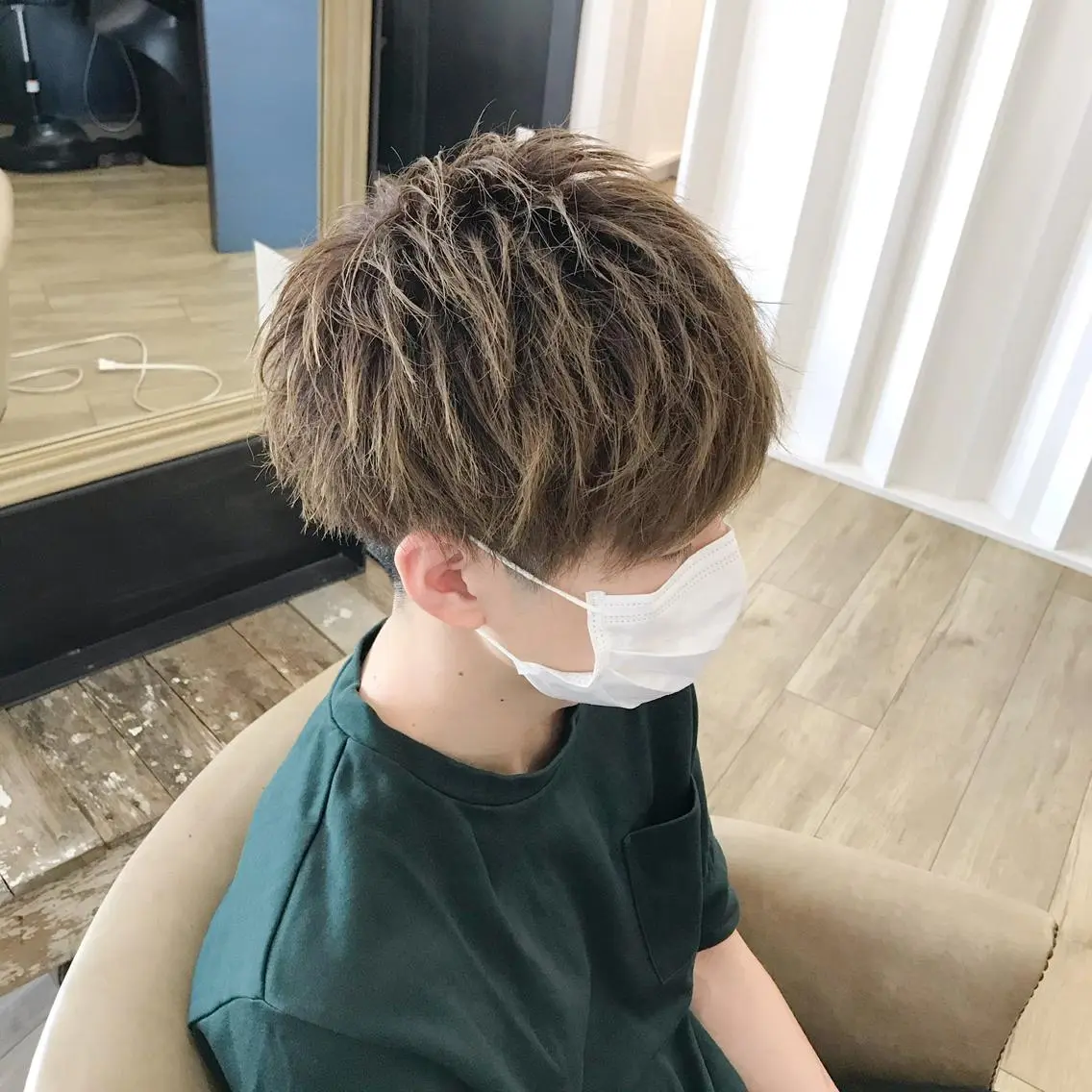カラー メンズ 小林 亮平のヘアスタイル