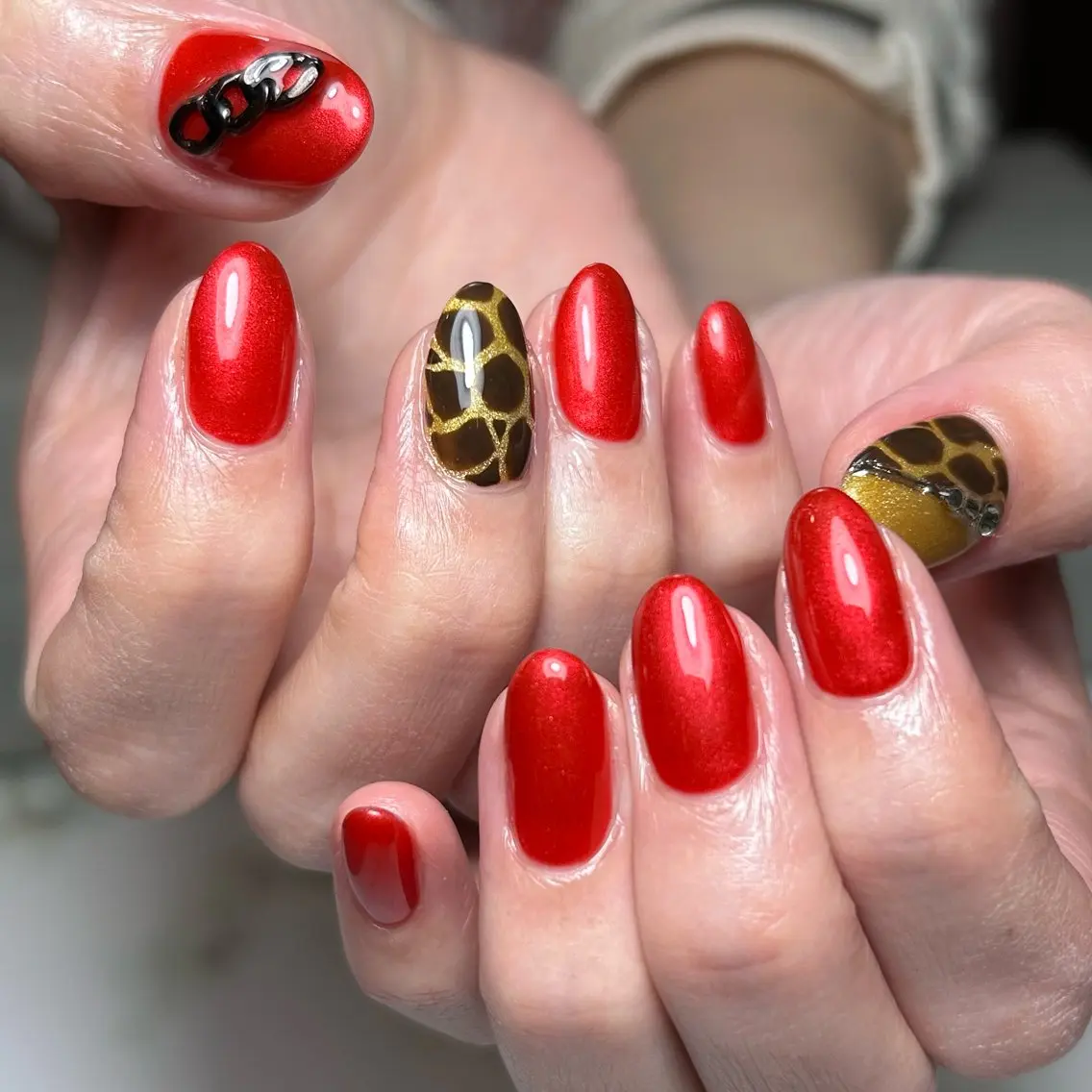 ネイル RuxuryNail ／RiAnnaのネイルデザイン