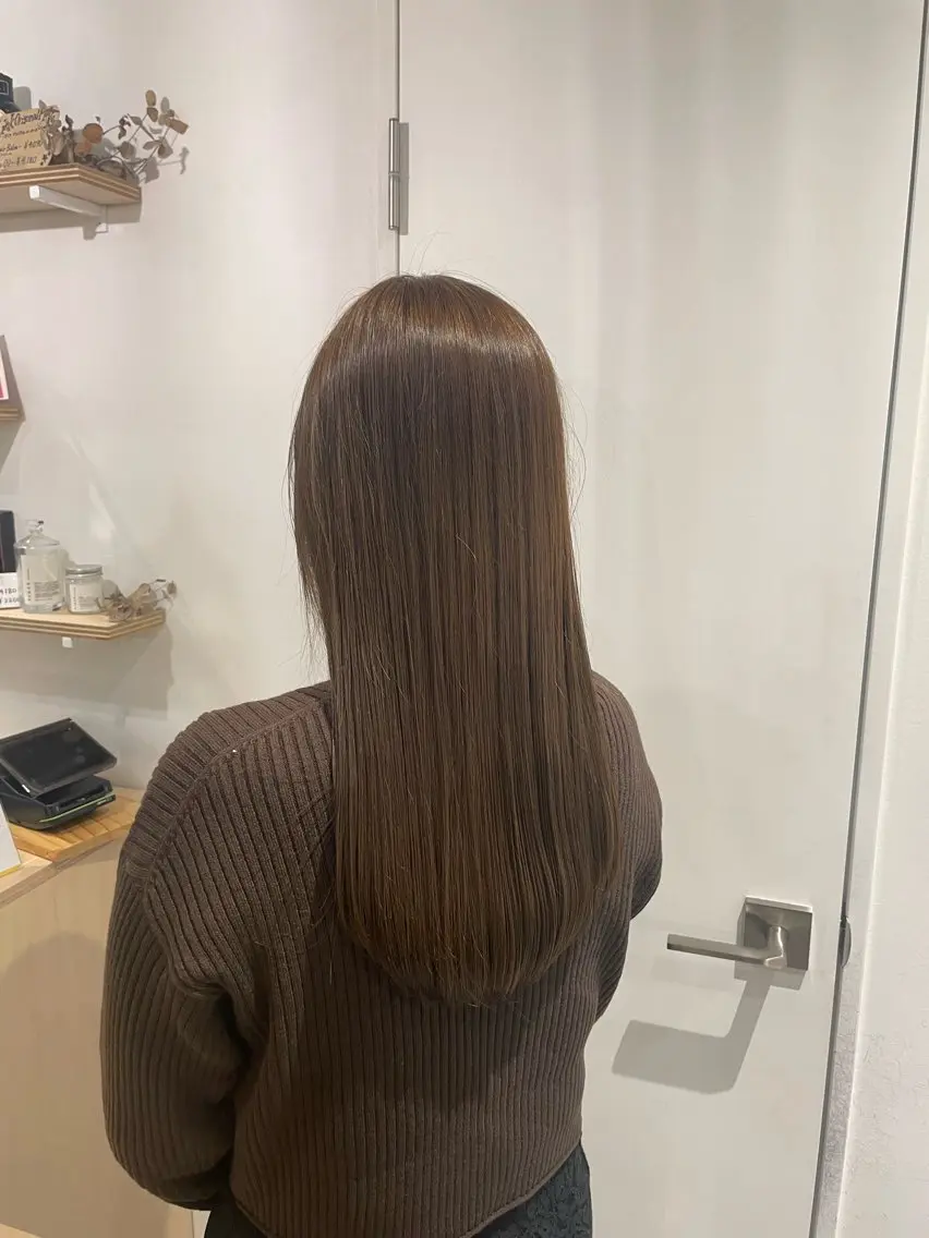 ロング 矢崎 明莉のヘアスタイル