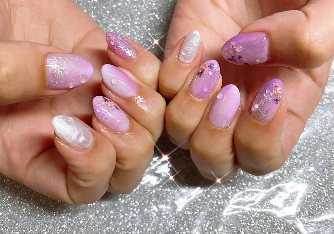 ネイル VIERU 🌈🎀💖のネイルデザイン