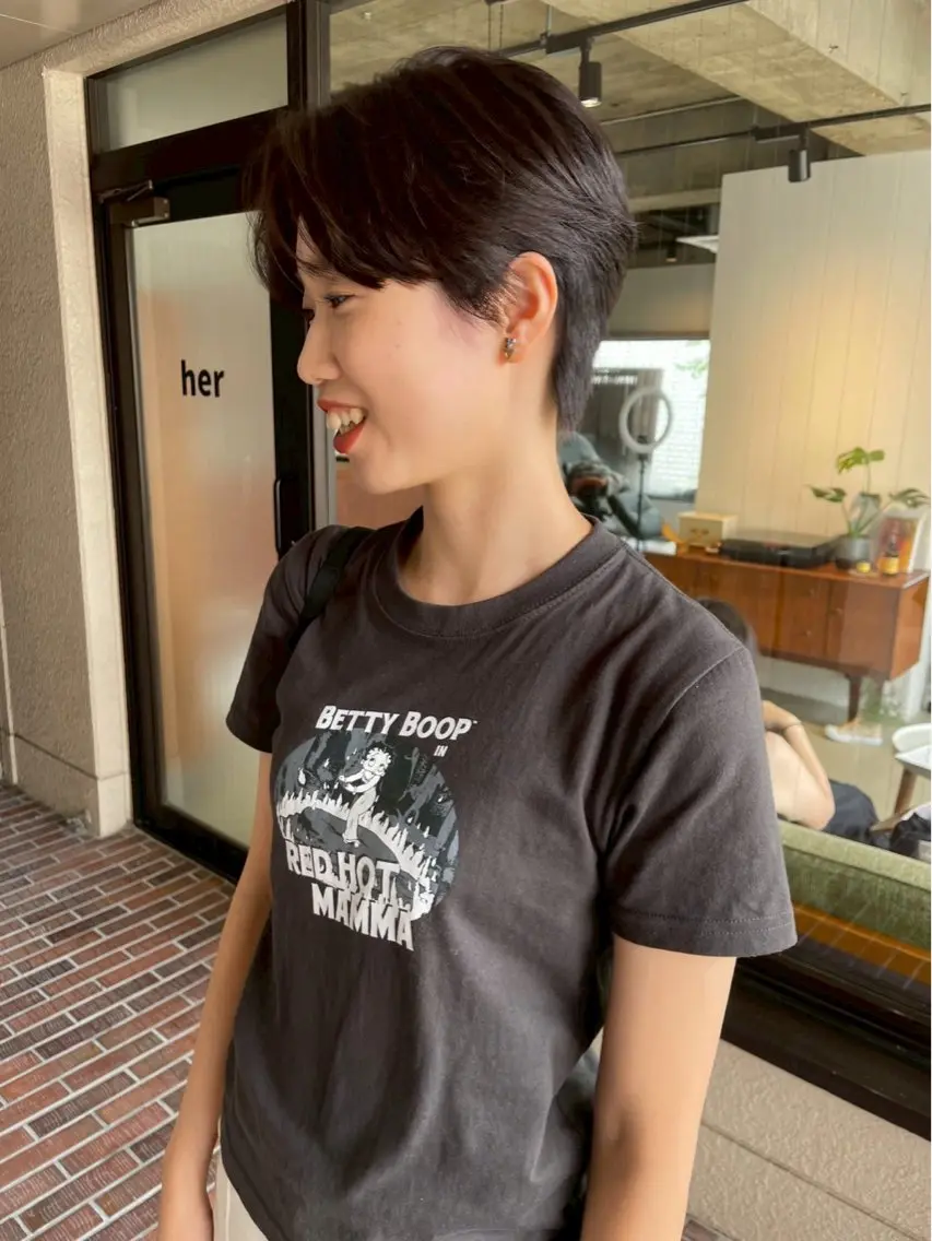 ショート kaito /都立大学herのヘアスタイル