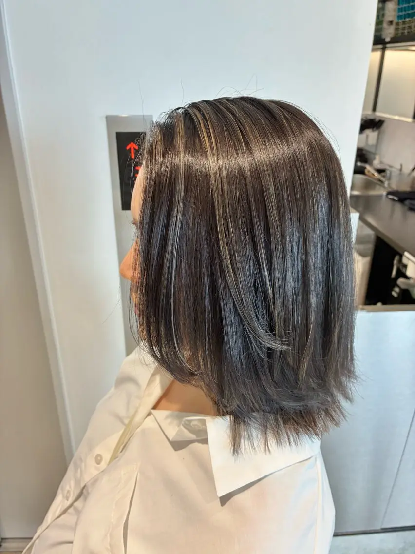 カラー ハイライトカラー ハイトーンカラー 池袋 半個室 大人女性ヘアのヘアスタイル