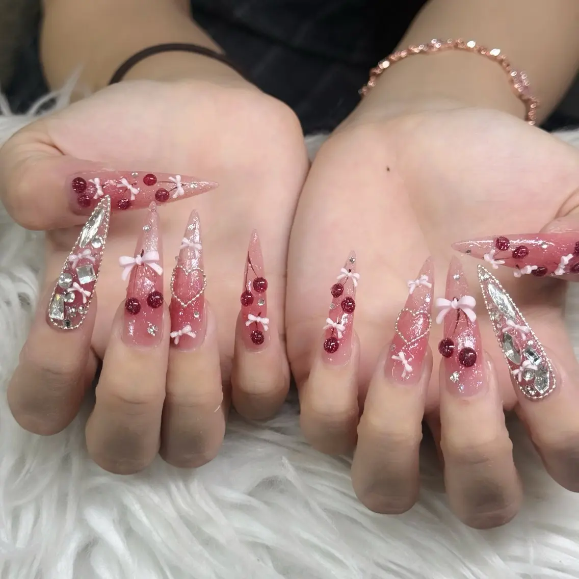 ネイル フットネイル フレンチネイル グラデーション 韓国ネイル ロングネイル ハンドネイル Hani Nail Salonのネイルデザイン