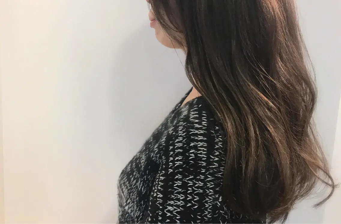 セミロング カラー 【体験】韓国 メイク&ヘア天神のヘアスタイル